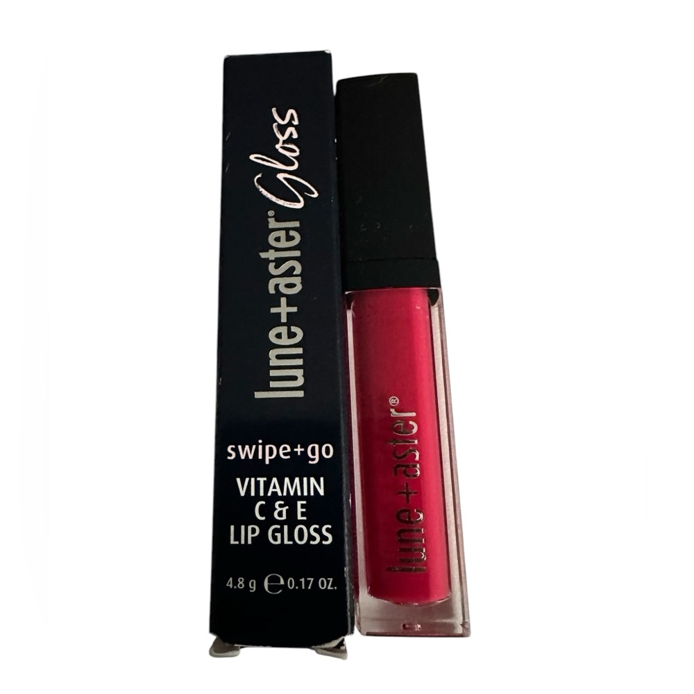 Brand New Lune + Aster Gloss Innovator Discontinued. 0.17 ounces NIB